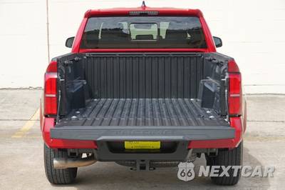 2025 Toyota Tacoma TRD Sport Crew Cab Medium Bed - zdjęcie 8 z 48 - miniatura