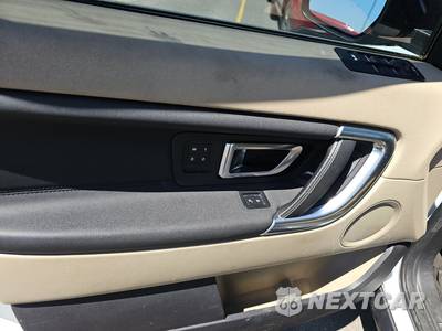 2017 Land Rover Discovery Sport HSE - zdjęcie 9 z 26 - miniatura