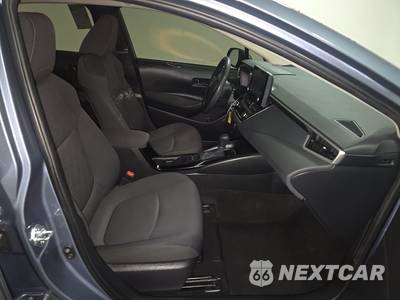 2022 Toyota Corolla LE Sedan - zdjęcie 8 z 30 - miniatura