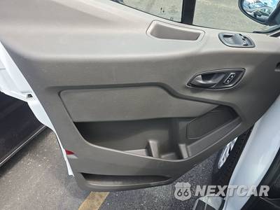 2025 Ford Transit 250 Cargo Van Low Roof 148.0" WB - zdjęcie 9 z 23 - miniatura