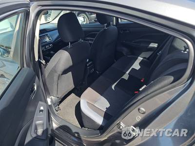 2025 Nissan Versa SV - zdjęcie 13 z 20 - miniatura