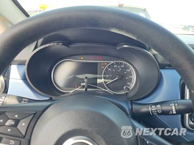 2025 Nissan Versa SV - zdjęcie 12 z 20 - miniatura