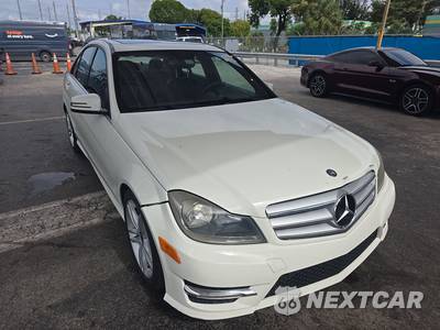 2012 Mercedes-Benz C 300 4MATIC Sedan - zdjęcie 3 z 30 - miniatura
