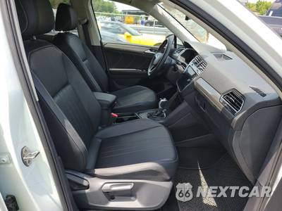 2024 Volkswagen Tiguan SE - zdjęcie 8 z 27 - miniatura