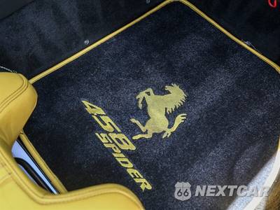 2013 Ferrari 458 Spider Convertible - zdjęcie 41 z 58 - miniatura
