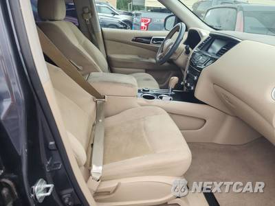 2014 Nissan Pathfinder SV - zdjęcie 8 z 36 - miniatura