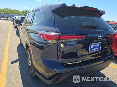 2022 Toyota Highlander XLE - zdjęcie 6 z 24 - miniatura