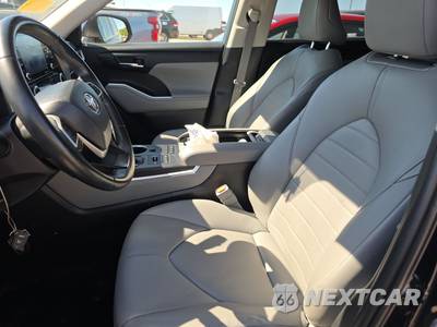 2022 Toyota Highlander XLE - zdjęcie 7 z 24 - miniatura