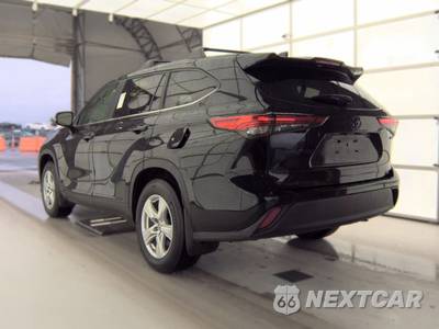 2023 Toyota Highlander Hybrid LE - zdjęcie 6 z 31 - miniatura