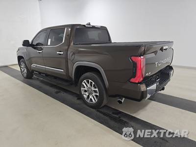2024 Toyota Tundra Hybrid 1794 Edition Crew Cab Short Bed - zdjęcie 6 z 20 - miniatura