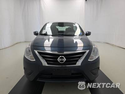 2017 Nissan Versa Sedan SV - zdjęcie 2 z 23 - miniatura