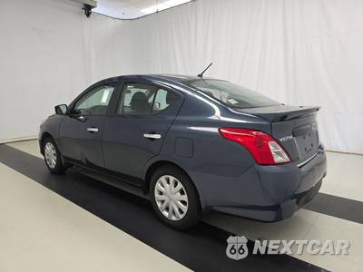 2017 Nissan Versa Sedan SV - zdjęcie 6 z 23 - miniatura
