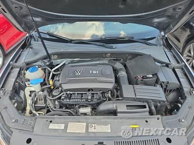 2015 Volkswagen Passat 1.8T SE w/Sunroof & Navigation - zdjęcie 19 z 33 - miniatura