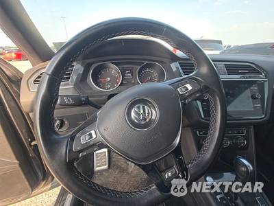 2020 Volkswagen Tiguan SE R-Line Black - zdjęcie 10 z 23 - miniatura