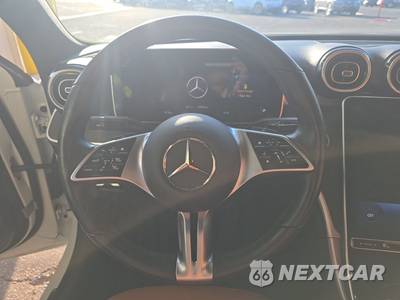 2025 Mercedes-Benz C 300 4MATIC - zdjęcie 10 z 25 - miniatura