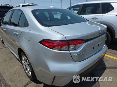 2024 Toyota Corolla LE Sedan - zdjęcie 6 z 41 - miniatura