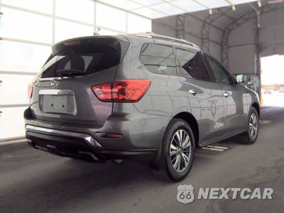 2020 Nissan Pathfinder S - zdjęcie 4 z 21 - miniatura
