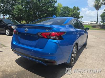 2020 Nissan Versa SR - zdjęcie 4 z 16 - miniatura
