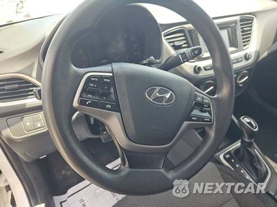 2020 Hyundai Accent SE - zdjęcie 10 z 22 - miniatura