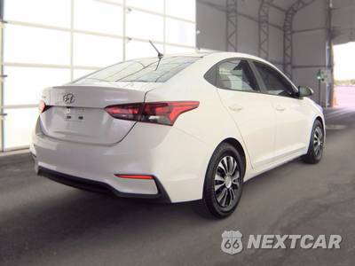 2020 Hyundai Accent SE - zdjęcie 4 z 22 - miniatura