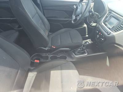 2020 Hyundai Accent SE - zdjęcie 8 z 22 - miniatura