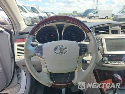 2011 Toyota Avalon Limited - zdjęcie 10 z 24 - miniatura
