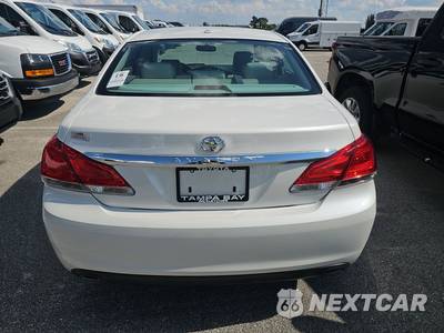 2011 Toyota Avalon Limited - zdjęcie 5 z 24 - miniatura