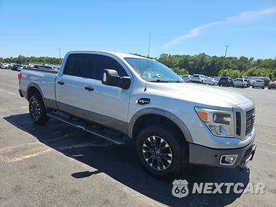 2016 Nissan TITAN XD PRO-4X Crew Cab Medium Bed - zdjęcie 3 z 32 - miniatura