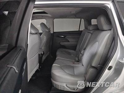 2023 Toyota Highlander XLE - zdjęcie 13 z 23 - miniatura
