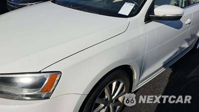 2014 Volkswagen Jetta SE Sedan w/Connectivity & Sunroof - zdjęcie 44 z 45 - miniatura