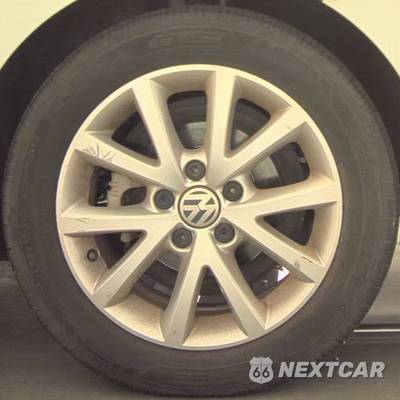 2014 Volkswagen Jetta SE Sedan w/Connectivity & Sunroof - zdjęcie 19 z 45 - miniatura