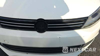 2014 Volkswagen Jetta SE Sedan w/Connectivity & Sunroof - zdjęcie 27 z 45 - miniatura