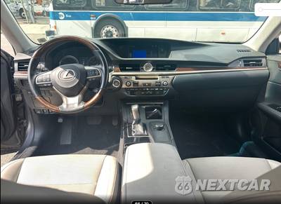 2017 Lexus ES 350 - zdjęcie 58 z 69 - miniatura