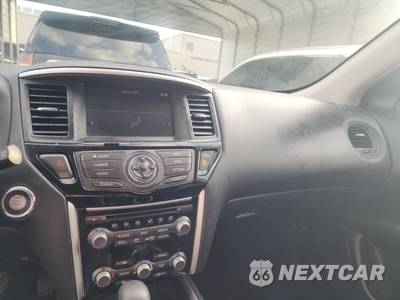 2019 Nissan Pathfinder S - zdjęcie 11 z 47 - miniatura