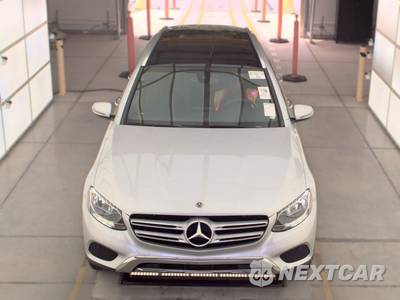 2019 Mercedes-Benz GLC 300 4MATIC - zdjęcie 2 z 22 - miniatura