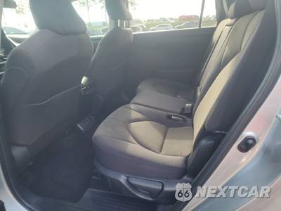 2024 Toyota Highlander LE - zdjęcie 13 z 27 - miniatura