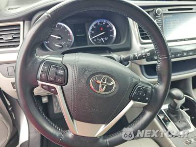 2016 Toyota Highlander Limited - zdjęcie 10 z 29 - miniatura