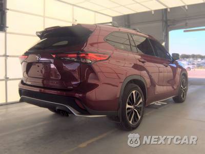 2021 Toyota Highlander XSE - zdjęcie 4 z 48 - miniatura