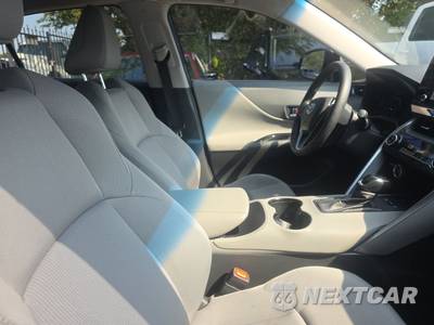 2024 Toyota Venza LE - zdjęcie 8 z 18 - miniatura