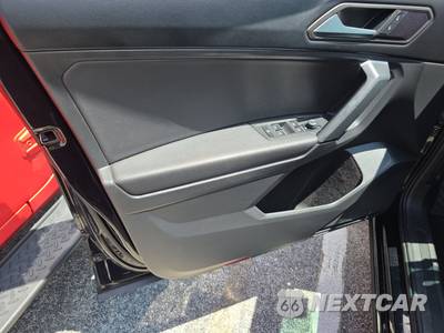 2019 Volkswagen Tiguan SEL R-Line - zdjęcie 9 z 27 - miniatura