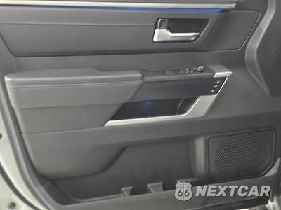 2024 Toyota Sequoia Platinum - zdjęcie 9 z 25 - miniatura