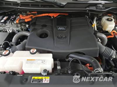 2024 Toyota Sequoia Platinum - zdjęcie 16 z 25 - miniatura