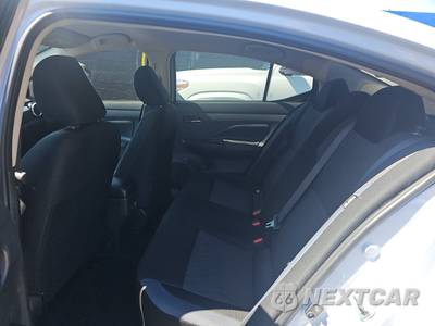 2024 Nissan Versa SV - zdjęcie 13 z 33 - miniatura