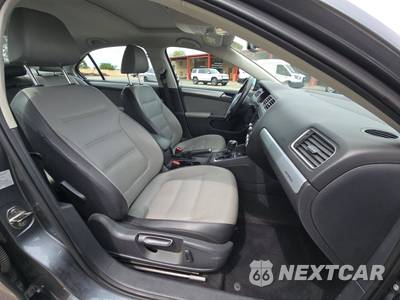 2013 Volkswagen Jetta Hybrid SEL Sedan - zdjęcie 8 z 26 - miniatura
