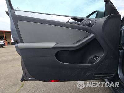 2013 Volkswagen Jetta Hybrid SEL Sedan - zdjęcie 9 z 26 - miniatura