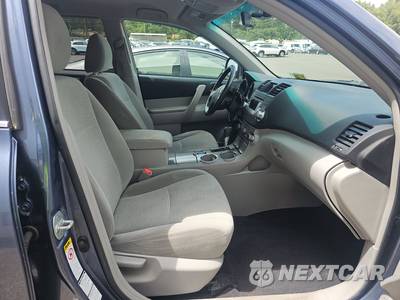 2012 Toyota Highlander - zdjęcie 8 z 44 - miniatura