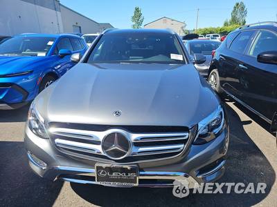 2017 Mercedes-Benz GLC 300 4MATIC - zdjęcie 2 z 43 - miniatura
