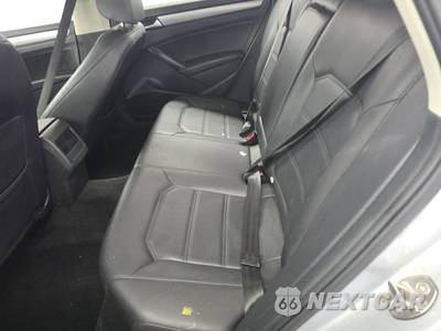 2015 Volkswagen Passat 1.8T Limited Edition - zdjęcie 13 z 29 - miniatura