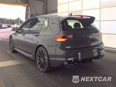 2026 Volkswagen Golf R - zdjęcie 6 z 20 - miniatura