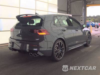 2026 Volkswagen Golf R - zdjęcie 4 z 20 - miniatura